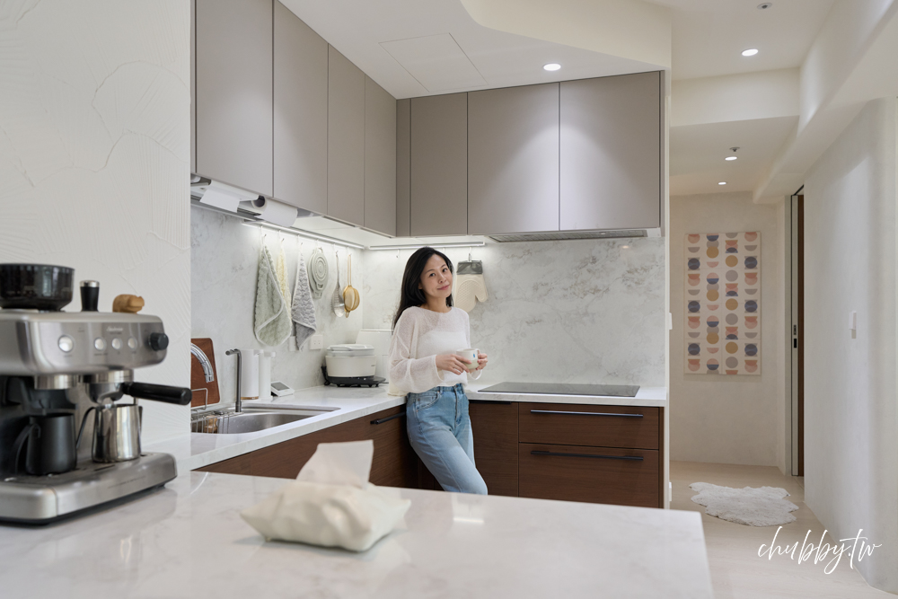 LIXIL廚具評價｜16坪小宅開放式廚房開箱＋動線收納實住心得