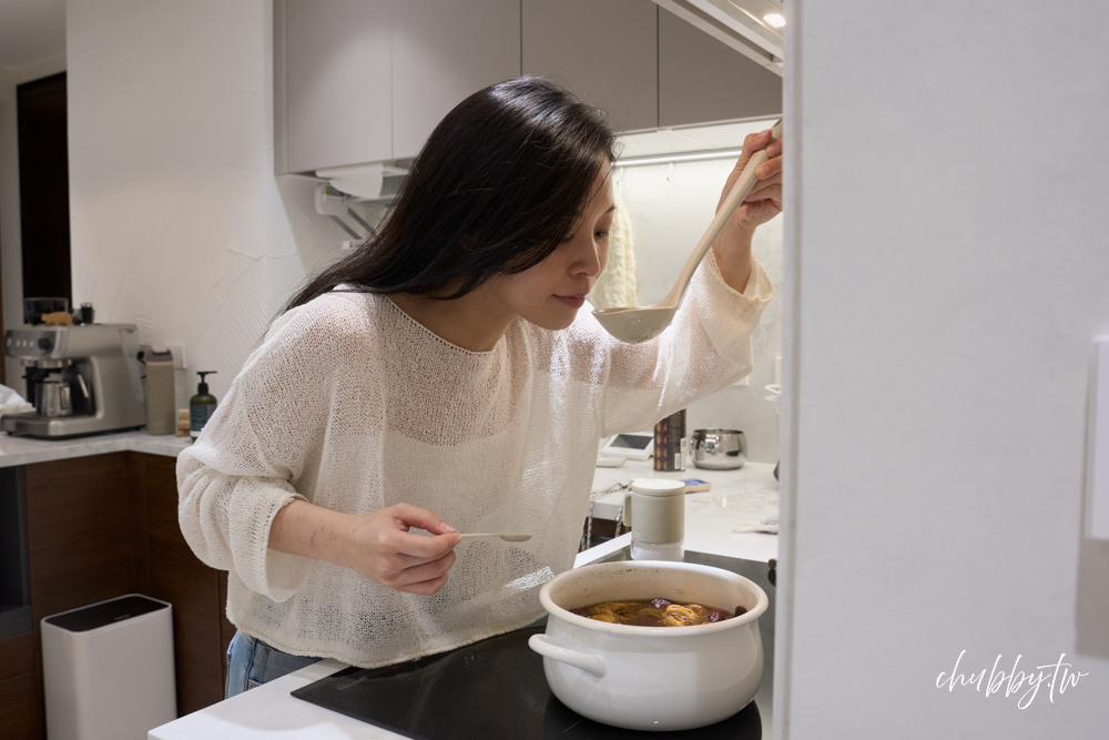 【開箱】中藥行的女兒真心話:VOCA 頂級瞬熱飲水機真實使用心得 【開箱】中藥行的女兒真心話:VOCA 頂級瞬熱飲水機真實使用心得