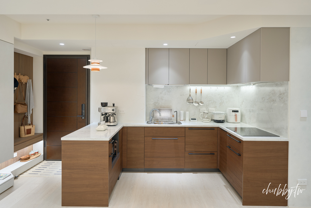 lixil-kitchen-toe-kick-drawer-storage