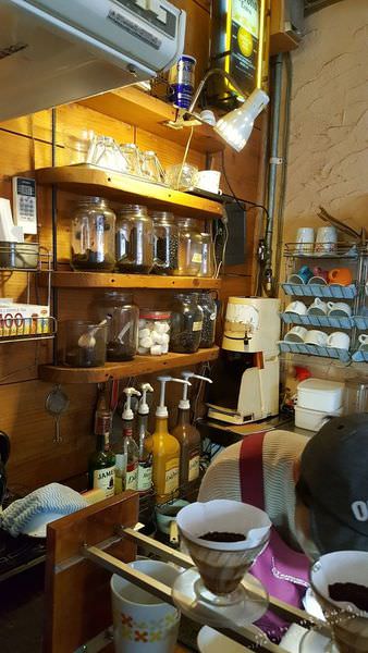 │2017沖繩自由行-Day4│上集: café street牧志市場秘境美味早餐│沖繩世界文化王國、玉泉洞│國際通小店 海想‧鯨店kaisou
